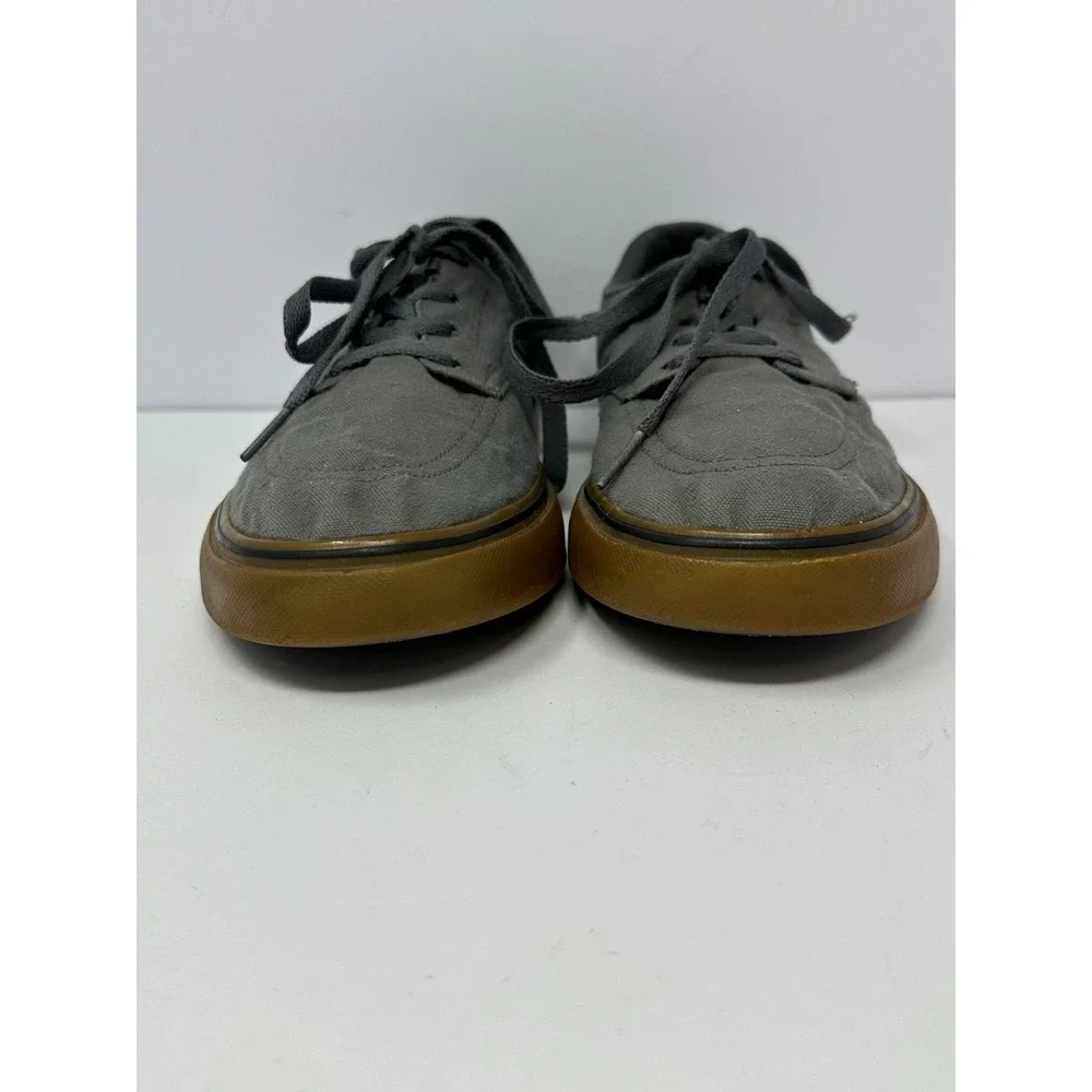 Nike SB Clutch Men's Shoes Sz 9 Gray Canvas Gum Sole Sneakers 729825-002